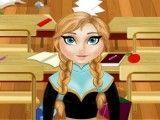 Anna Frozen limpar sala de aula