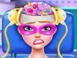 Cirurgia da cabeça Super Barbie