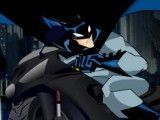 Batman dirigir moto