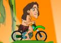 Tarzan andando de moto