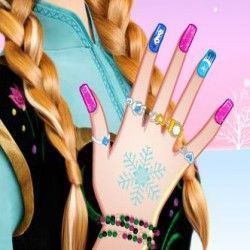 Anna Frozen manicure