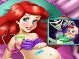 Ariel grávida machucada