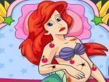 Cuidar dos machucados da Ariel grávida