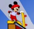 Mickey em uam competção de skate